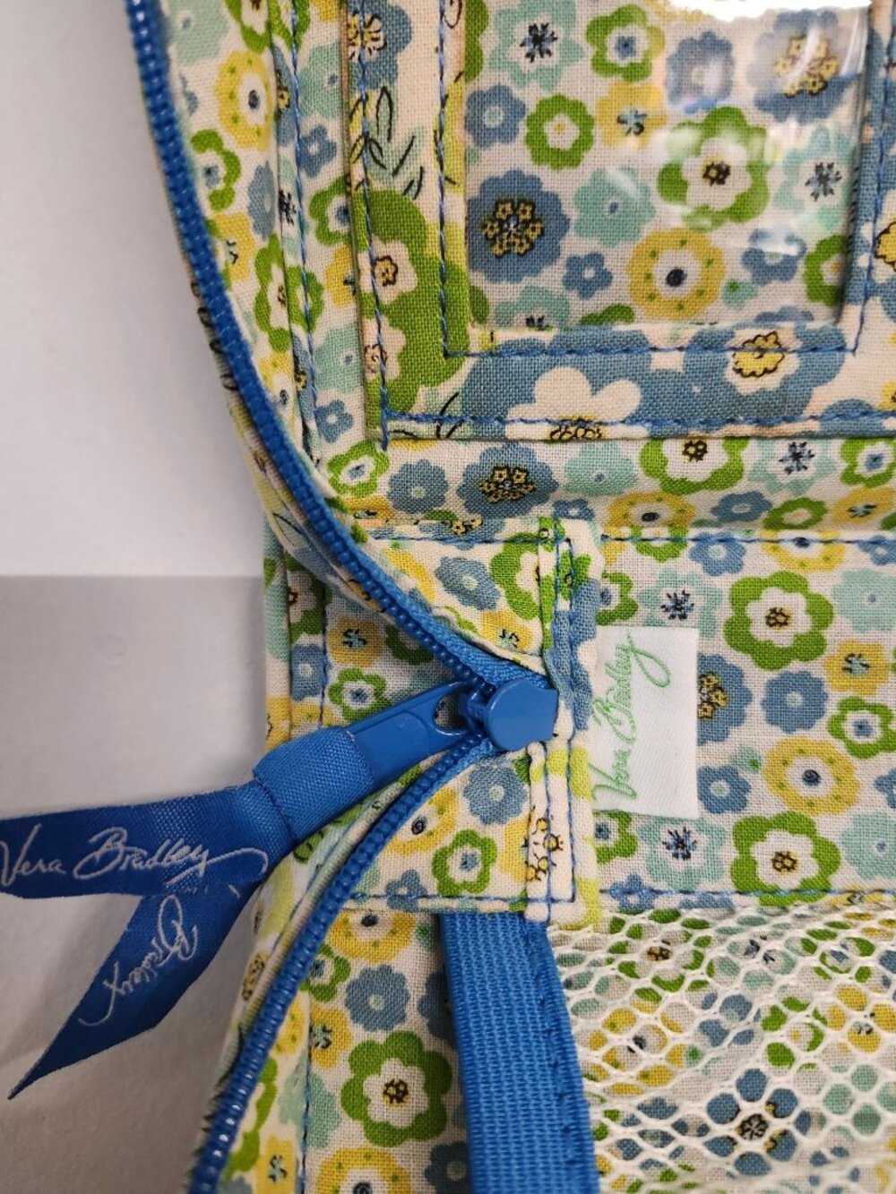 Vera Bradley Toiletry Case Travel Makeup Bag English Meadow Yellow & Blue - Picture 5 of 8